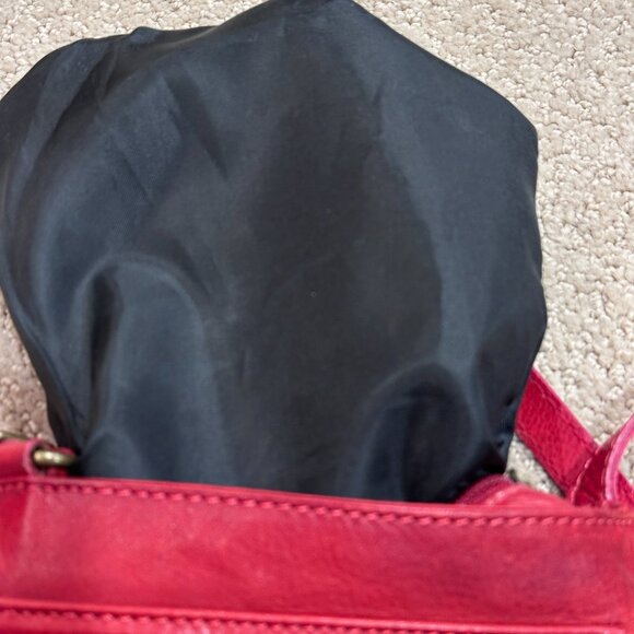 Red Crossbody Bag Rectangle Adjustable Strap Travel City Commuter Faux Leather - Picture 6 of 10